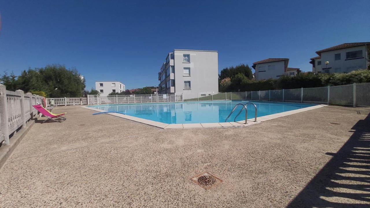 Appartement A Hendaye Avec Piscine Et A Cote De La Plage Zewnętrze zdjęcie